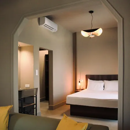 Apartment Katikia, Old Square